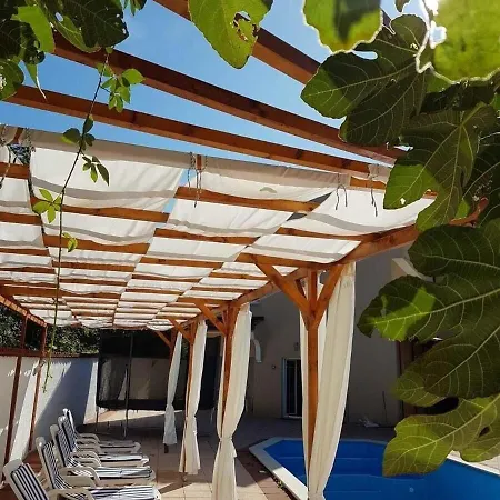 Villa Spacious Zminj