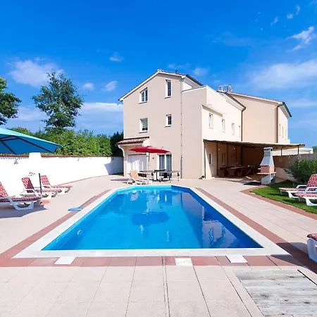 Spacious Villa *